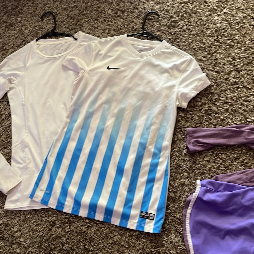 Bundle of 4 - Picture 3 of 8